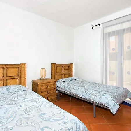 Villa Sleeps 4 Wifi